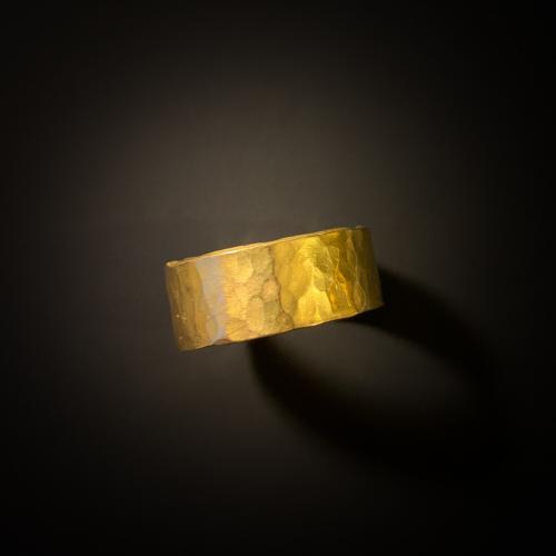 The Drew Ring - Hammered Wide Band Ring in Silver or Gold Wedding Band by SeragaEngland 1500px (3) The Drew Ring - Hammered Wide Band Ring in Silver or Gold Wedding Band by SeragaEngland 1500px (3)