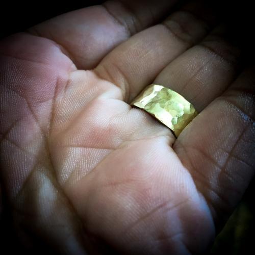 The Drew Ring - Hammered Wide Band Ring in Silver or Gold Wedding Band by SeragaEngland 1500px (5) The Drew Ring - Hammered Wide Band Ring in Silver or Gold Wedding Band by SeragaEngland 1500px (5)