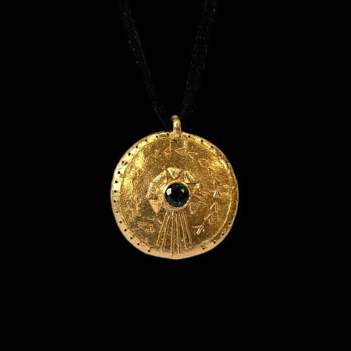 18ct Gold Ra Pendant with Australian Teal Parti Sapphire SeragaEngland SE8271 11